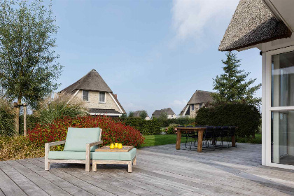 014 Luxe 8 persoons villa, met prive sauna, aan het Tjeukemeer in Friesland