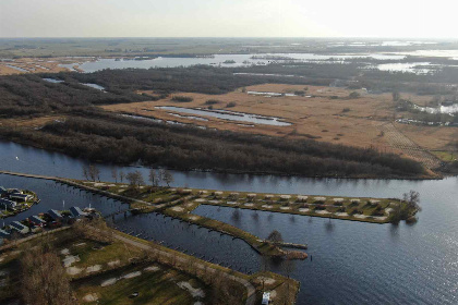 014 Comfortabel appartement voor 2 personen met uitzicht op 'It Wiid' in Earnewald, Friesland