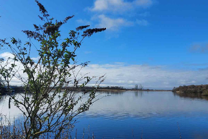 012 Knus appartement voor 2 personen met uitzicht op de haven in Earnewald, Friesland