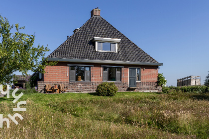 025 Sfeervol 2 pers. voorhuis aan de rand van Eernewoude in het Nationaal Park de Alde Feanen