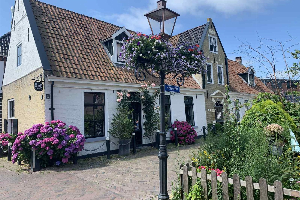 Sfeervol 4 persoons vakantiehuis in het centrum van Grou in Friesland