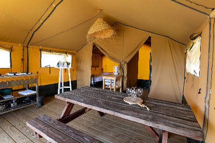 002 Safaritent in Heeg