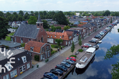 018 Schitterende 2 persoons woonboot in het centrum van Heerenveen