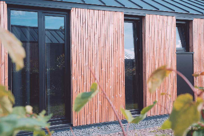 005 Luxe 4 persoons tiny house op vakantiepark Eigen Wijze