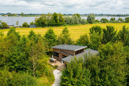 003 4 persoons vakantiehuis met uitzicht over de landerijen in Pean buiten, Friesland