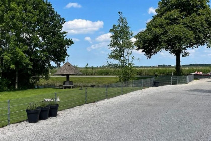 005 Sfeervol 2 persoons vakantiehuis nabij het water in Grou, Friesland