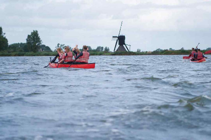 015 40 persoons groepsaccommodatie aan het water in Friesland met gratis WiFi