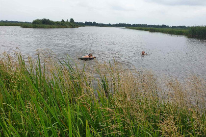 059 Prachtige 7 persoons woonboerderij met grote tuin en vrij uitzicht in Friesland