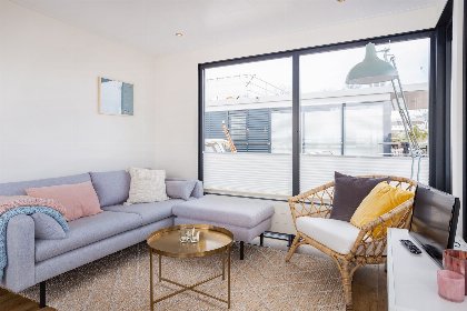 003 Houseboat Agua Dolce met tuin en prive aanlegsteiger aan het Sneekermeer   Paviljoenwei 4 12 | Sneek (Offingawier)