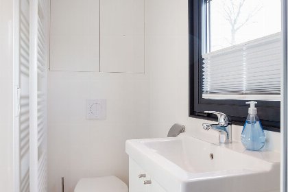 013 Houseboat Agua Dolce met tuin en prive aanlegsteiger aan het Sneekermeer   Paviljoenwei 4 12 | Sneek (Offingawier)