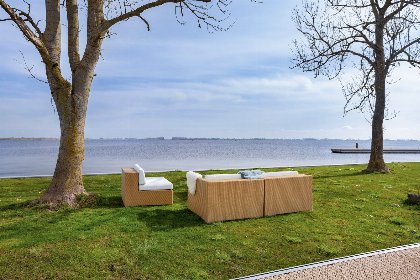 023 Houseboat Agua Dolce met tuin en prive aanlegsteiger aan het Sneekermeer   Paviljoenwei 4 12 | Sneek (Offingawier)