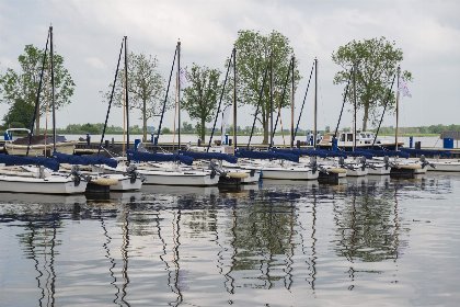 030 Houseboat Agua Dolce met tuin en prive aanlegsteiger aan het Sneekermeer   Paviljoenwei 4 12 | Sneek (Offingawier)