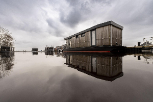 Houseboat   Paviljoenwei 4 21 | Sneek (Offingawier) 'Boatique Sneek'