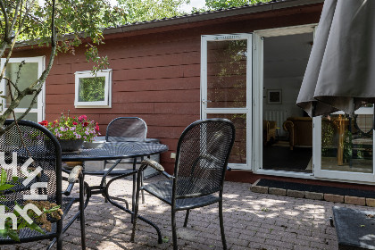 012 4 persoons chalet met eigen vlonder aan het Goudmeer nabij het Drents Friese Wold