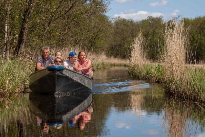 018 Cabin voor twee personen met hottub op een vakantiepark in Scherpenzeel