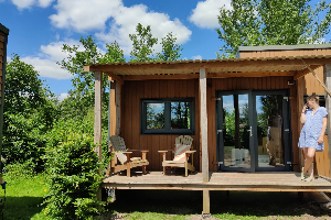 Tiny House voor 4 personen op een vakantiepark in Scherpenzeel