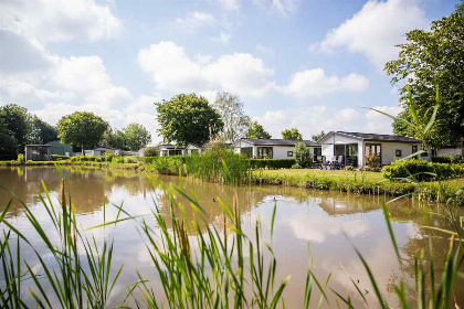 006 Mooi 5 persoons Wellness chalet op vakantiepark Het Esmeer