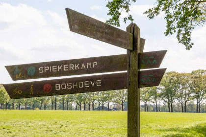 011 Prachtig gelegen 18 persoons groepsaccommodatie aan de grens bij Aalten