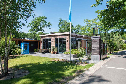 028 10 persoons woning met wellness op Recreatiepark Beekbergen