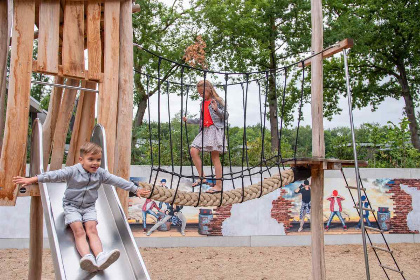 012 Gezellige 6 persoons vakantiehuis op Recreatiepark Beekbergen, midden op de Veluwe