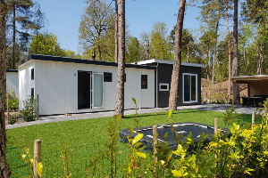 Mooi 8 persoons chalet in Beekbergen   Veluwe