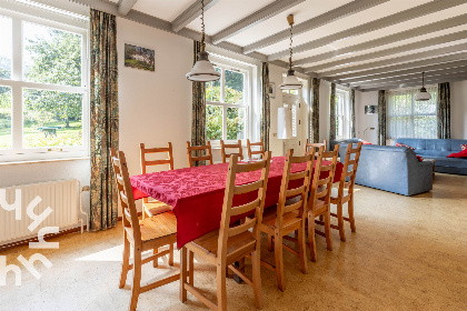 045 Prachtig gelegen 10 persoons vakantieboerderij in Berg en Dal