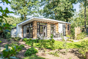 Prachtig 4 persoons chalet in de bosrijke omgeving van Ede