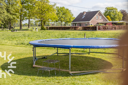 034 Zes persoons vakantiehuis met sauna en bubbelbad op de Veluwe