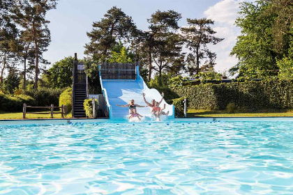 007 Modern 4 persoons vakantiehuis met sauna nabij Garderen op de Veluwe