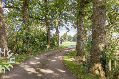 027 Heerlijke 15 persoons vakantieboerderij met gratis WiFi in Halle