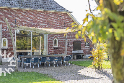 030 Heerlijke 15 persoons vakantieboerderij met gratis WiFi in Halle