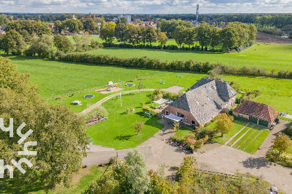 041 Heerlijke 15 persoons vakantieboerderij met gratis WiFi in Halle