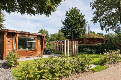 015 Chalet voor 5 personen met zonnige ligging op een vakantiepark op de Veluwe