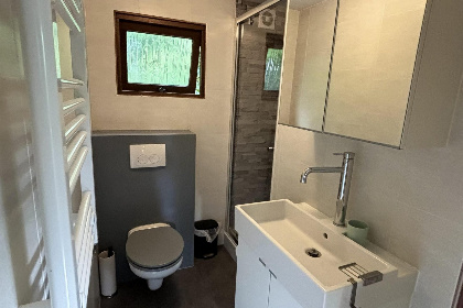 010 Tiny Lodge Basic