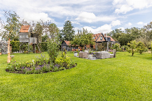 Sfeervolle 15 persoons vakantiehuiscombinatie in de achterhoek, Overijssel