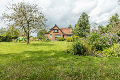 037 Sfeervolle 15 persoons vakantiehuiscombinatie in de achterhoek, Overijssel