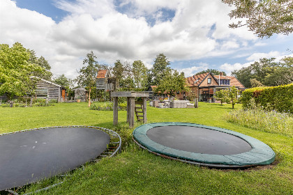 049 Sfeervolle 15 persoons vakantiehuiscombinatie in de achterhoek, Overijssel