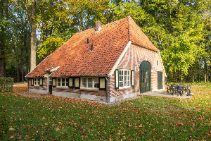 Zeer rustig gelegen zeven persoons vakantiehuis in Gelderland