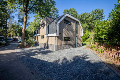 018 10 persoons vakantiehuis met infrarood sauna in Hoenderloo op de Veluwe