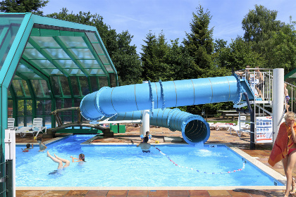 010 4 persoons Boslodge op een vakantiepark nabij Hoenderloo op de Veluwe