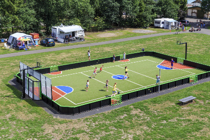 021 4 persoons Boslodge op een vakantiepark nabij Hoenderloo op de Veluwe