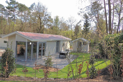 005 Comfortabel 5 persoons chalet op de Veluwe nabij Hoenderloo