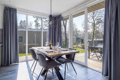 004 Luxe 4 persoons vakantiehuis op de Veluwe nabij Hoenderloo