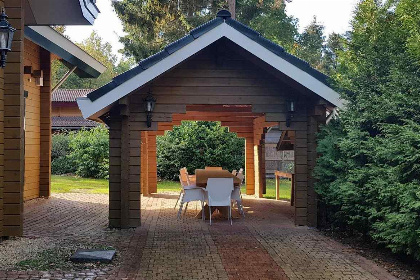 008 Prachtig 14 persoons vakantiehuis op de Veluwe