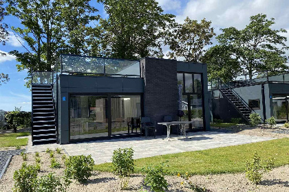 001 6 persoons vakantiehuis met dakterras op een vakantiepark aan het Veluwemeer