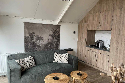 004 Sfeervolle 2 persoons Tiny House op vakantiepark Bad Hoophuizen aan het Veluwemeer