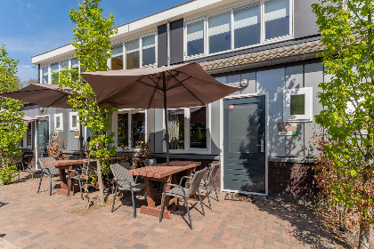 006 Zwarte Mees