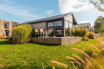 001 Maas Lande | 4 personen