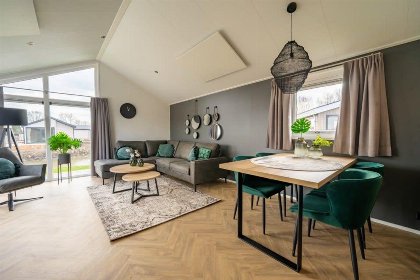 010 Maas Lande | 4 personen