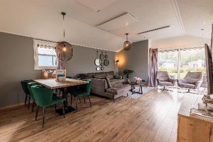 004 Maas Lande | 6 personen